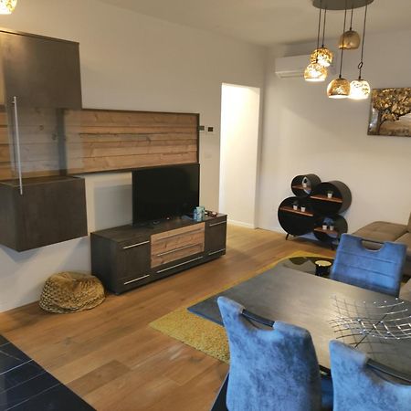 City East Apartment Zagreb With Private Parking Экстерьер фото
