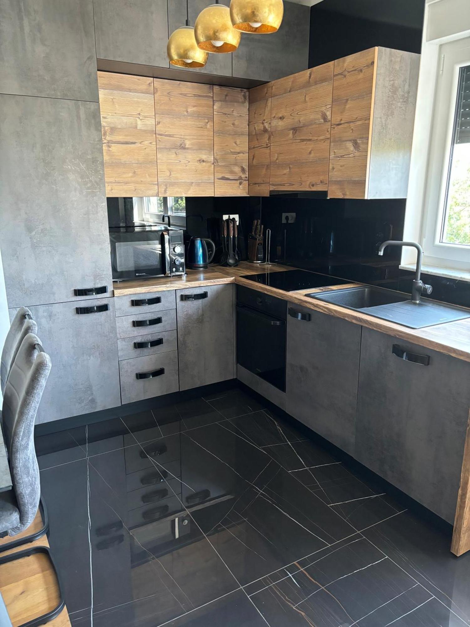 City East Apartment Zagreb With Private Parking Экстерьер фото